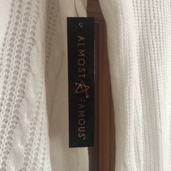 Almost Famous distressed sweater dress size Small - Picture 2 of 4